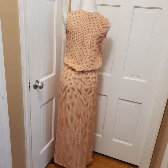 VINCE Coral Mix Printed Georgette Maxi Dress Size XS, Silk, Button/Tie Front - Picture 6 of 12